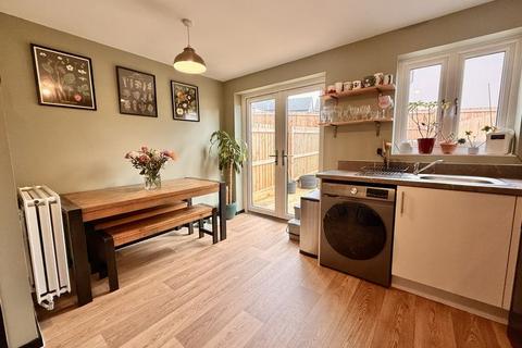 3 bedroom terraced house for sale, Encombe Street , Plymouth Chain free town house with garage versatile property