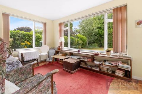 undefined, Onslow Gardens, Sanderstead