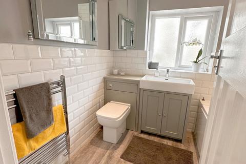 undefined, West Parade, Criccieth, Gwynedd, LL52