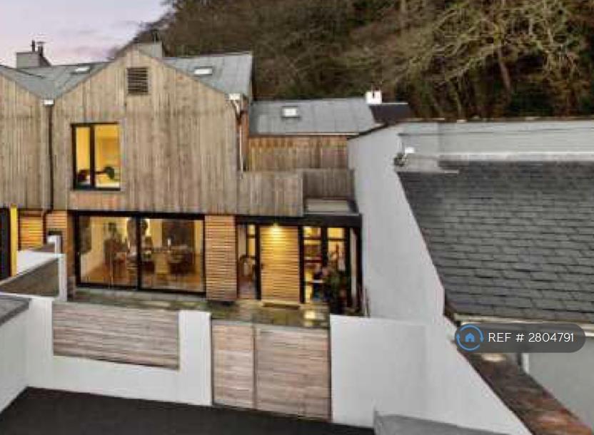Melrose, 4 Riverwood, Staverton