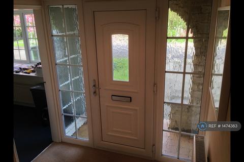 undefined, Oakdene Gardens, Leeds, LS17