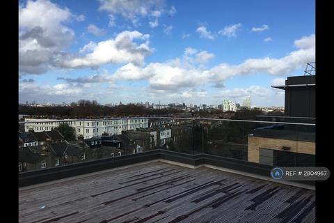 2 bedroom flat to rent, Putney Plaza, London, SW15