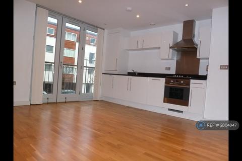 2 bedroom flat to rent, Castle Quay, Bedford, MK40