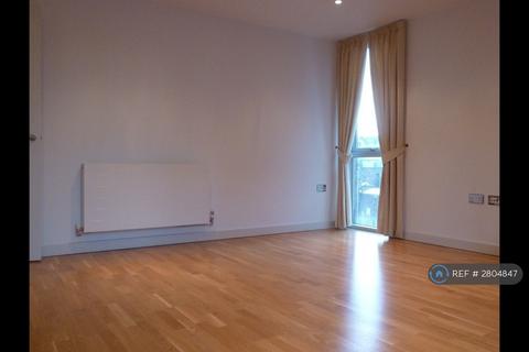 2 bedroom flat to rent, Castle Quay, Bedford, MK40