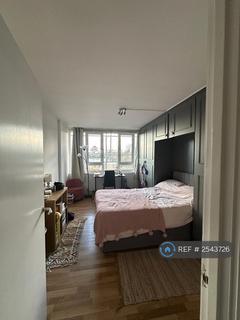 2 bedroom flat to rent, Ashbourne Court, London, N12
