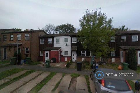 2 bedroom terraced house to rent, Long Court, Purfleet, RM19