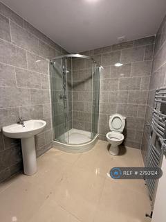 2 bedroom flat to rent, Foxbury House, Thornton Heath, CR7