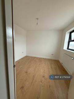2 bedroom flat to rent, Foxbury House, Thornton Heath, CR7