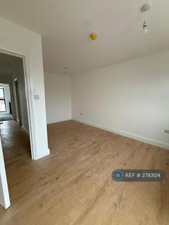 2 bedroom flat to rent, Foxbury House, Thornton Heath, CR7