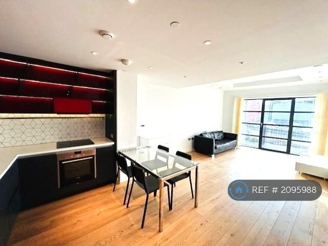 Kitchen &amp; Living Room