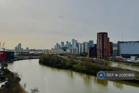 1 bedroom flat to rent, Amelia House, London, E14