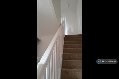 2 bedroom terraced house to rent, Carmel Avenue, Kirkliston, EH29