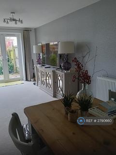 3 bedroom terraced house to rent, Cherryholt Road, Stamford, PE9