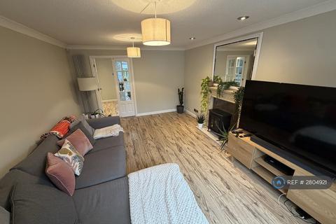 4 bedroom detached house to rent, Mill Bridge Close, Crewe, CW1