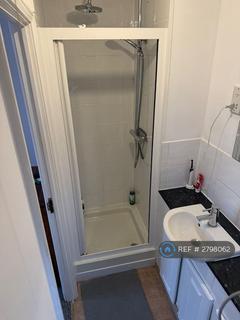 undefined, Offers Court, Kingston Upon Thames, KT1