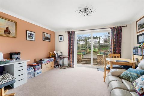 4 bedroom detached house for sale, Leys Road, Evesham WR11