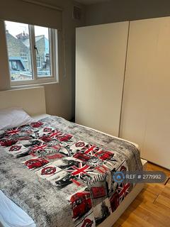 2 bedroom flat to rent, Fortess House, London, NW5