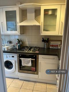 2 bedroom flat to rent, Fortess House, London, NW5