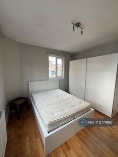 2 bedroom flat to rent, Fortess House, London, NW5
