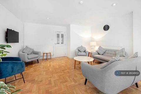 1 bedroom in a flat share to rent, Kimmerston House, London, SW1P