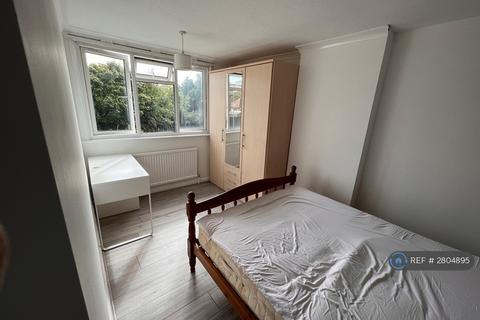 undefined, Nobles Way, Egham, TW20