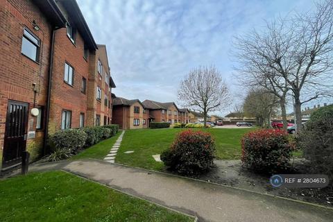 1 bedroom flat to rent, Archers Court, South Ockendon, RM15
