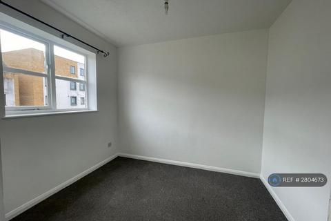 1 bedroom flat to rent, Archers Court, South Ockendon, RM15
