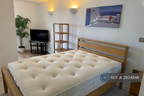 1 bedroom flat to rent, Bridgewater Place, Leeds, LS11