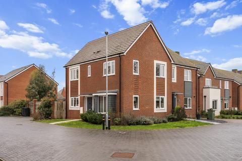 3 bedroom semi-detached house for sale, Worcester WR5
