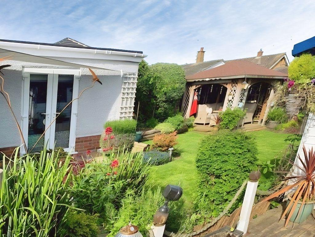 Summer garden photo
