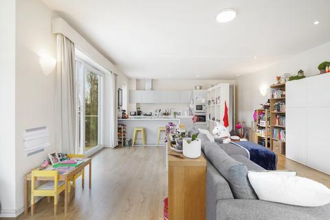2 bedroom apartment for sale, Richmond TW9