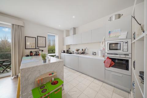 2 bedroom apartment for sale, Richmond TW9