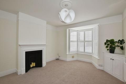 3 bedroom end of terrace house for sale, Devizes Road, Salisbury                    *WATCH THE VIDEO TOUR*