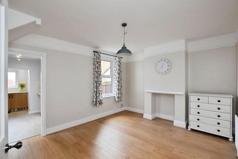 3 bedroom end of terrace house for sale, Devizes Road, Salisbury                    *WATCH THE VIDEO TOUR*