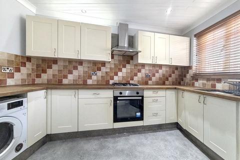 2 bedroom apartment to rent, Dorset Road, London SW19 3EQ