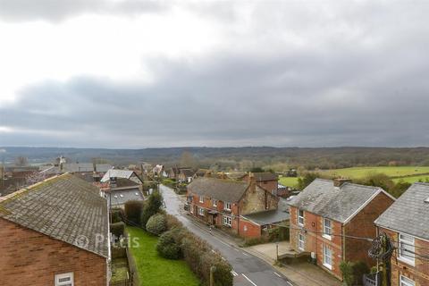 2 bedroom apartment for sale, Main Road, Havenstreet, Isle of Wight