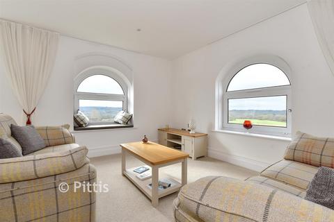 2 bedroom apartment for sale, Main Road, Havenstreet, Isle of Wight