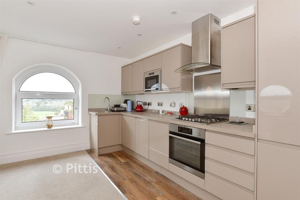 Kitchen/ Living Room