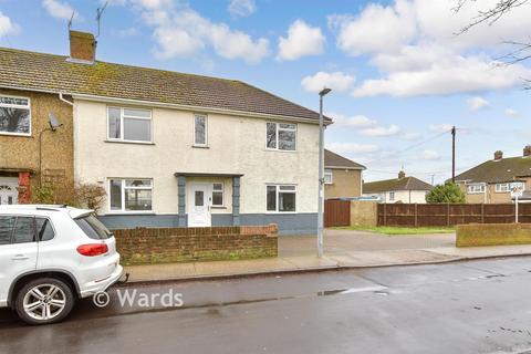 4 bedroom end of terrace house for sale, Barnfield Road, Davington, Faversham, Kent