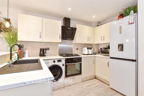 4 bedroom townhouse for sale, Osborne Way, Bognor Regis PO21
