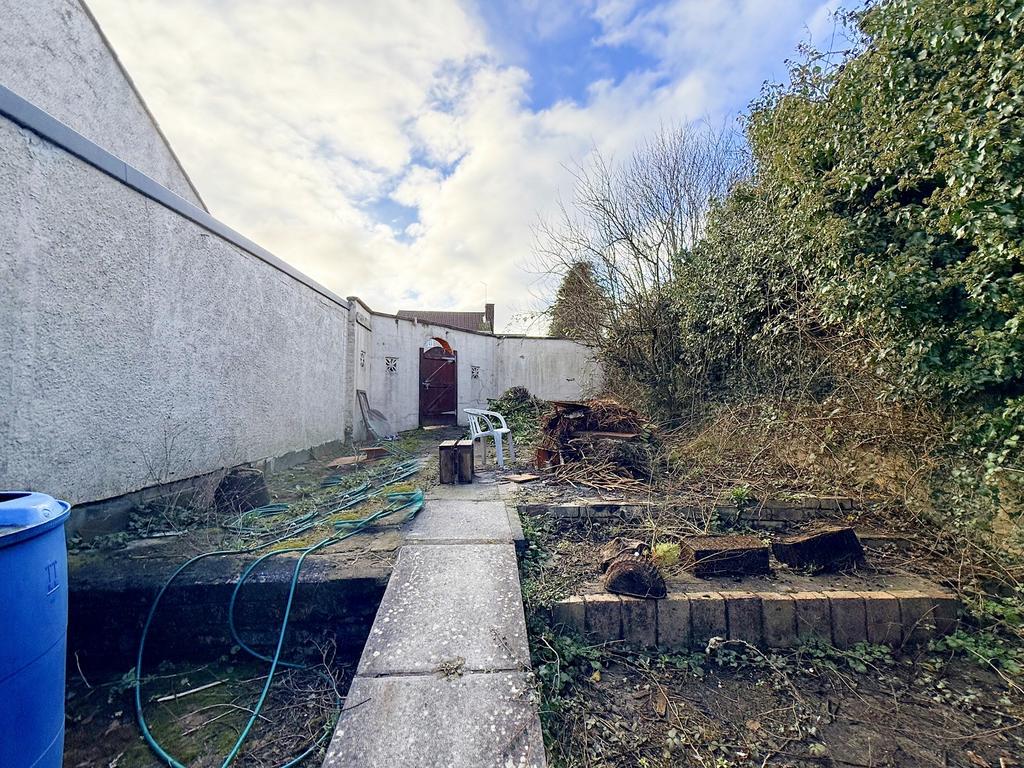 Side Garden