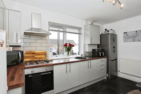 undefined, Second Avenue, CAERPHILLY