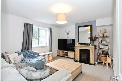 undefined, Second Avenue, CAERPHILLY