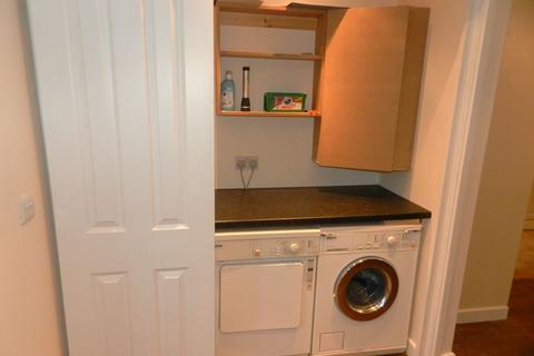 2 bedroom terraced house to rent, Derwent Rise, Flitwick