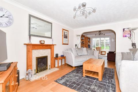 4 bedroom detached house for sale, Whiffen Walk, West Malling ME19