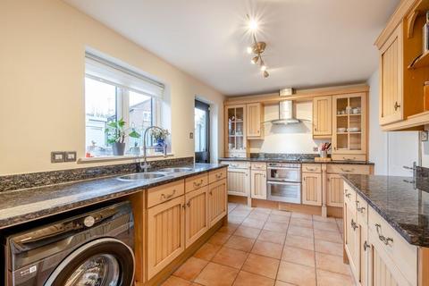 undefined, Pulford Court, Pulford CH4