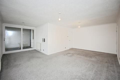 2 bedroom flat for sale, Chelmscote Road, Solihull