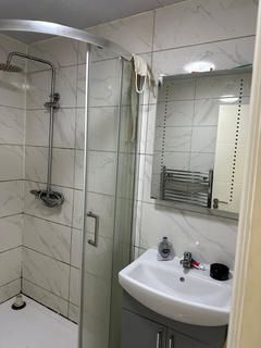 3 bedroom apartment to rent, Kensignton, Liverpool L7