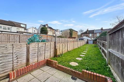 2 bedroom terraced house to rent, South Croydon CR2