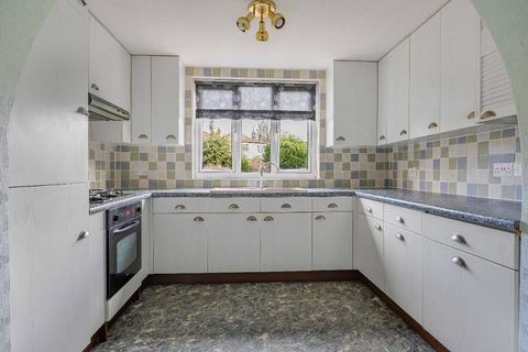 undefined, Pinewood Close, Orpington, BR6 8BB